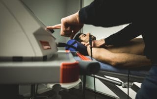 man receiving decompression